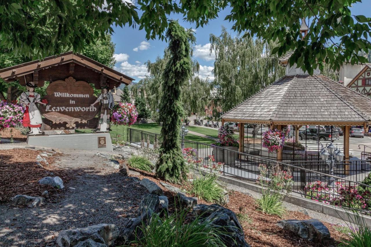 Icicle Village Resort 402: Juniper Studio Leavenworth Exterior photo